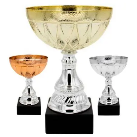 Trofeo Clásico de metal color Plata, Oro o Bronce en varias medidas