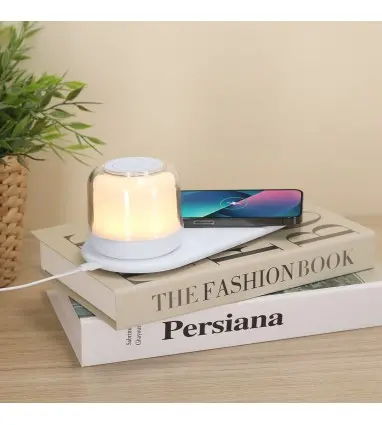 Lámpara con 12 ledes y Cargador Inalámbrico 15W Reginal