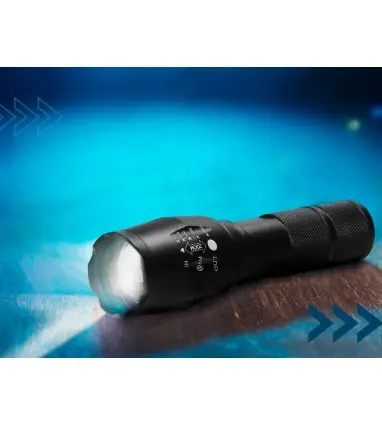 Linterna q-connect telescopica aluminio 5w modo alumbrado alto medio bajo estroboscopio sosapagado 3 pilas aaa