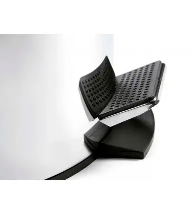 Papelera metalica q-connect con pedal cromada 32x21 cm capacidad 6 litros
