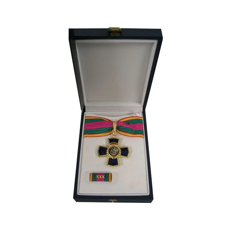 Medalla Conmemorativa Policía Nacional 30 años con cinta, pasador y estuche