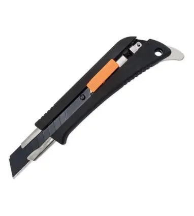 CUTTER 18 MM