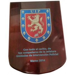 Metopa madera con forma 24,5 x 17,5 cm escudo UIP