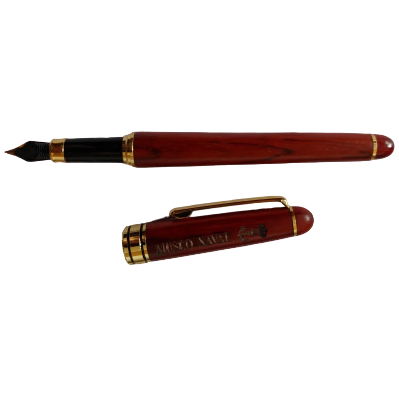 Pluma Madera Museo Naval